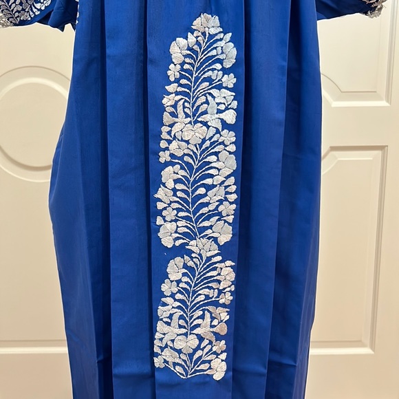 San Antonino Maxi Dress, Oaxaca Mexican dress. hand Embroidered. Silk Th… - Picture 6 of 9